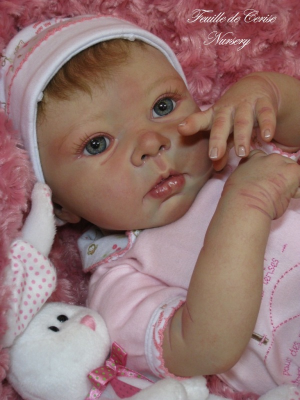 Amandine - b&eacute;b&eacute; reborn fille